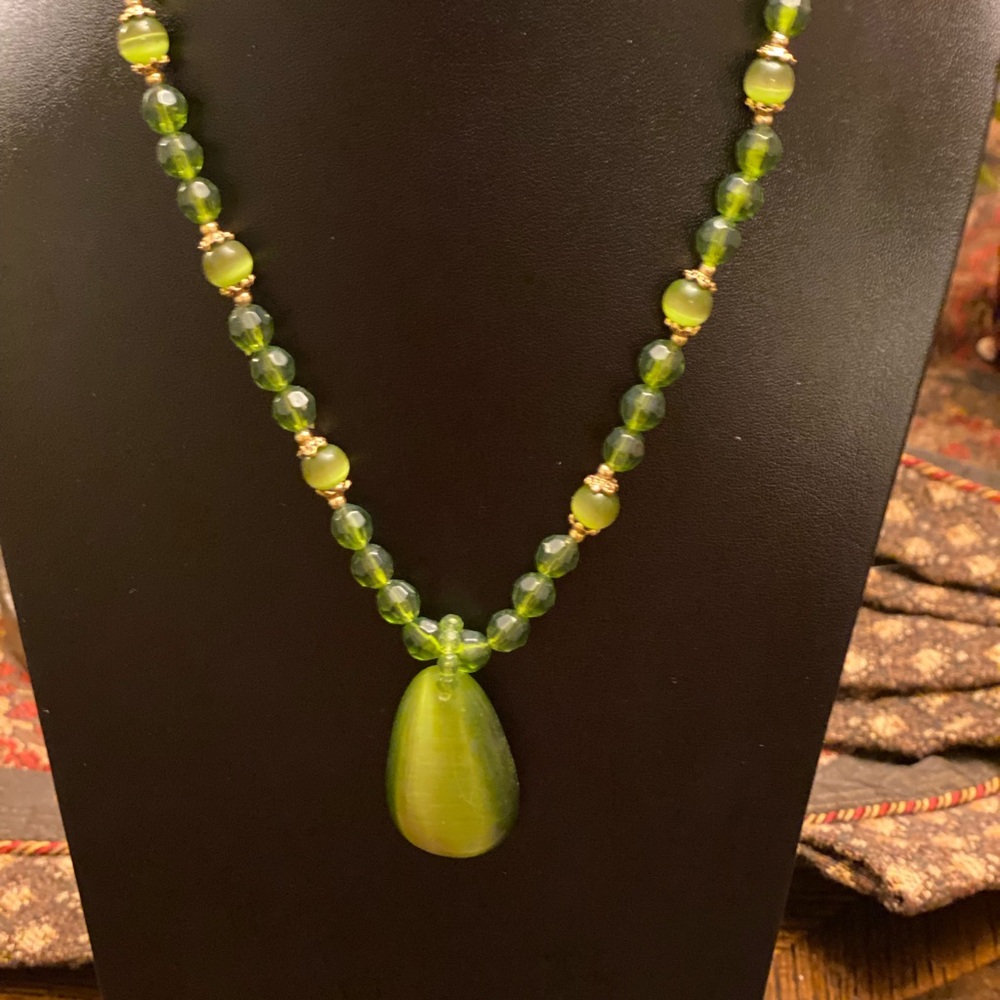 Green Teardrop Pendant Necklace with Beaded Chain